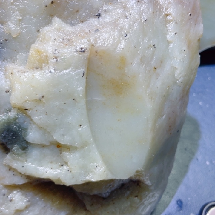 独***雪和田玉未镶嵌珠宝半成品