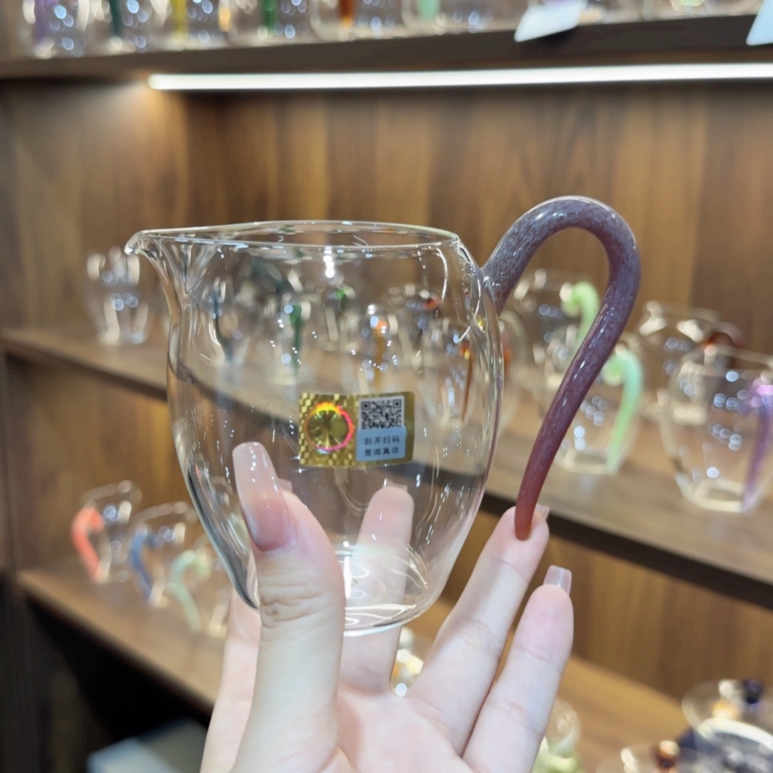 禾器怡然暮山紫。。。。