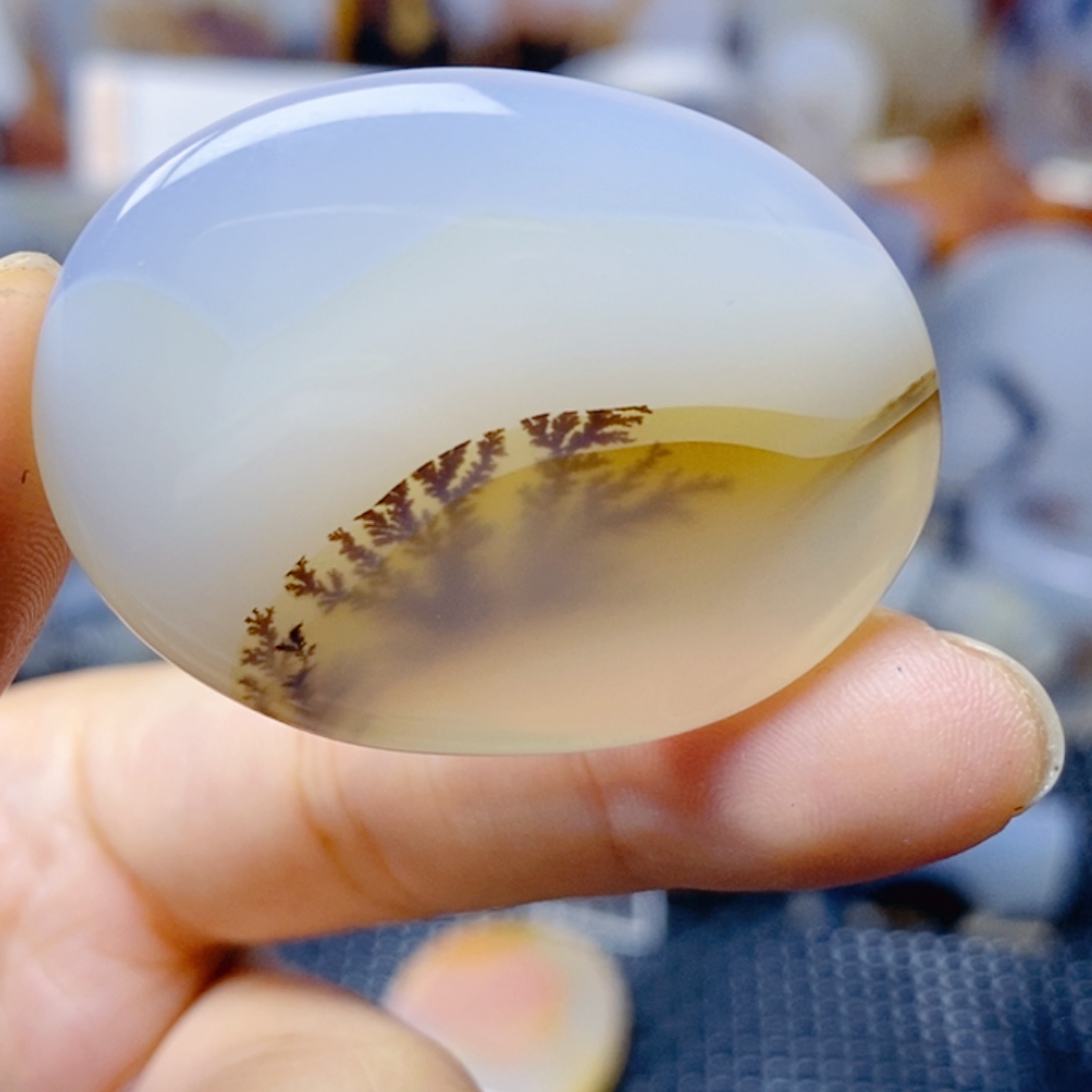 玛瑙/玉髓未镶嵌珠宝奇石