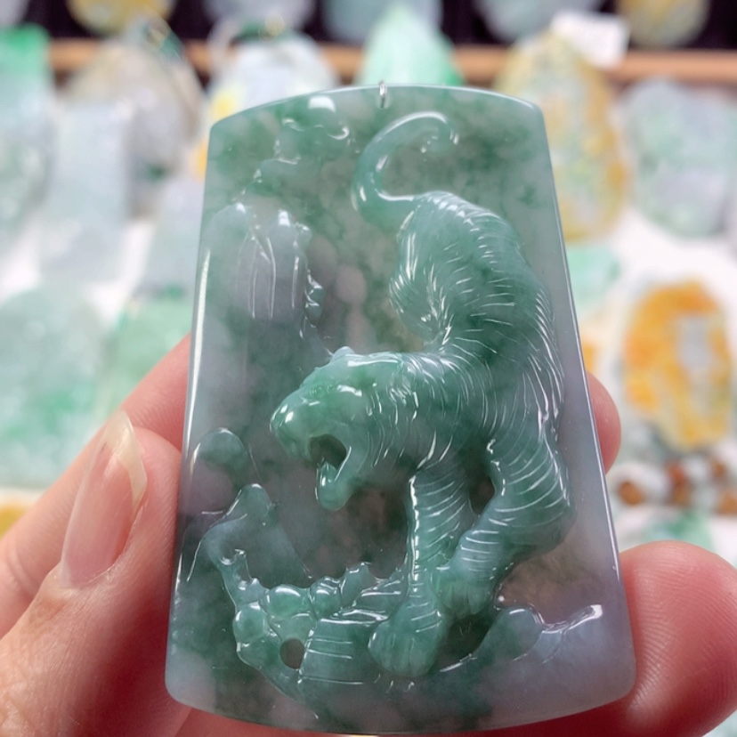 【闪购商品】翡翠吊坠(不含链)未镶嵌