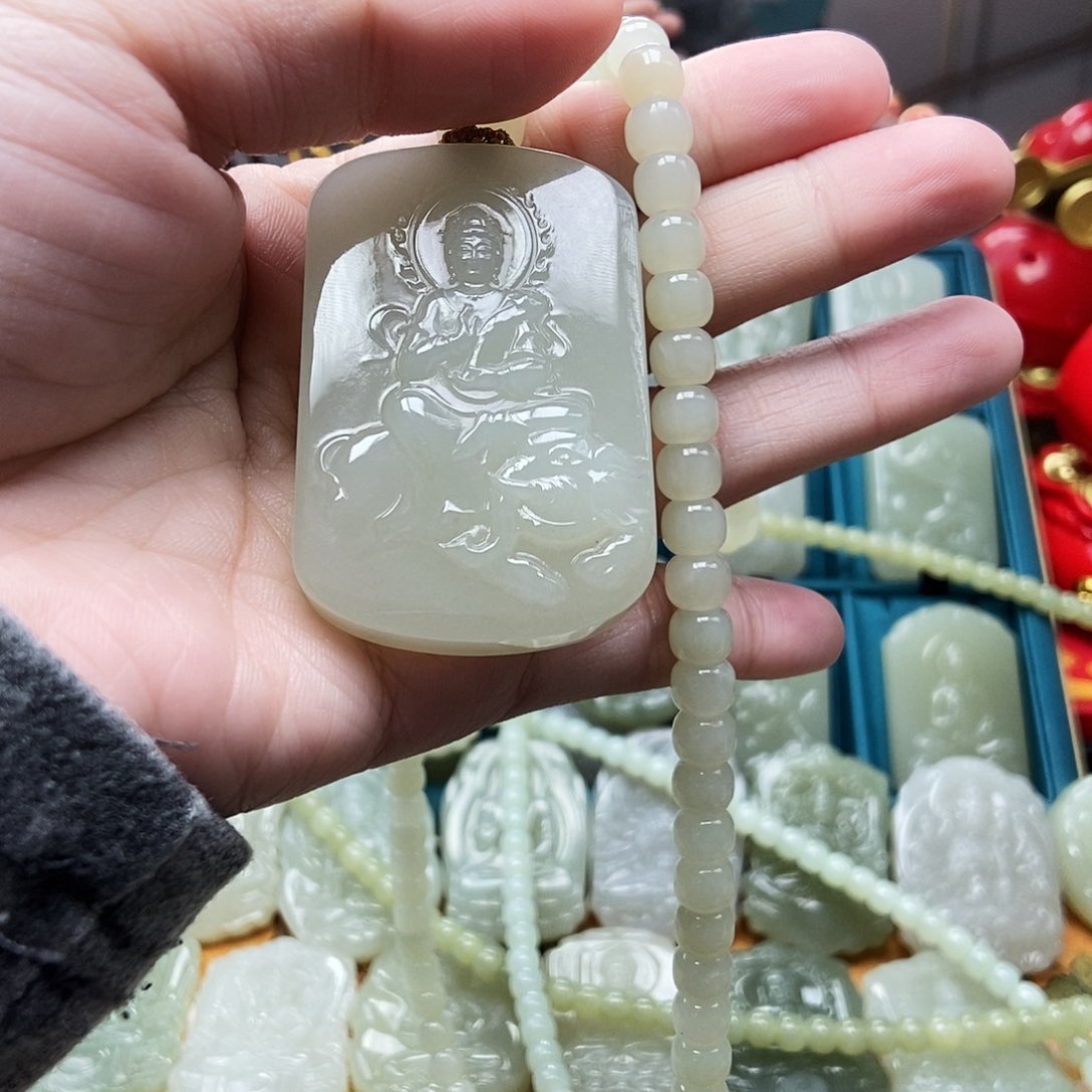 和田玉颈饰未镶嵌L****超