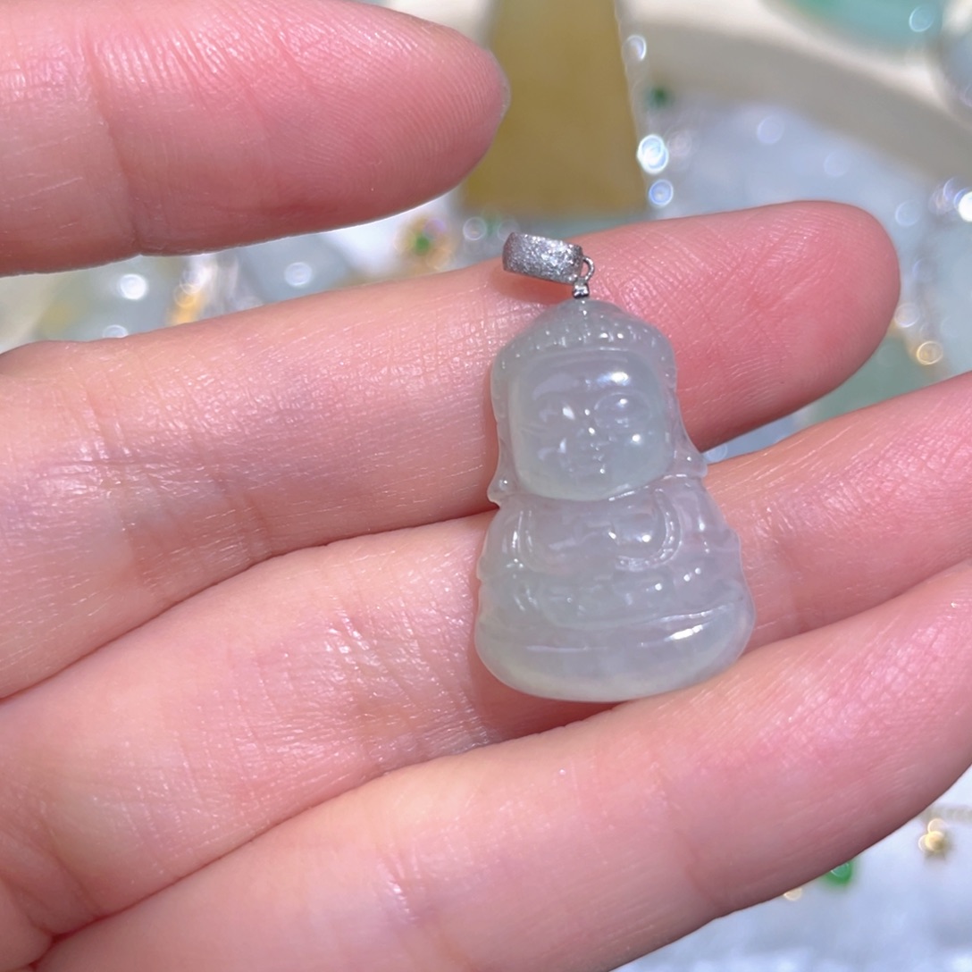 翡翠颈饰18K金镶嵌翡翠