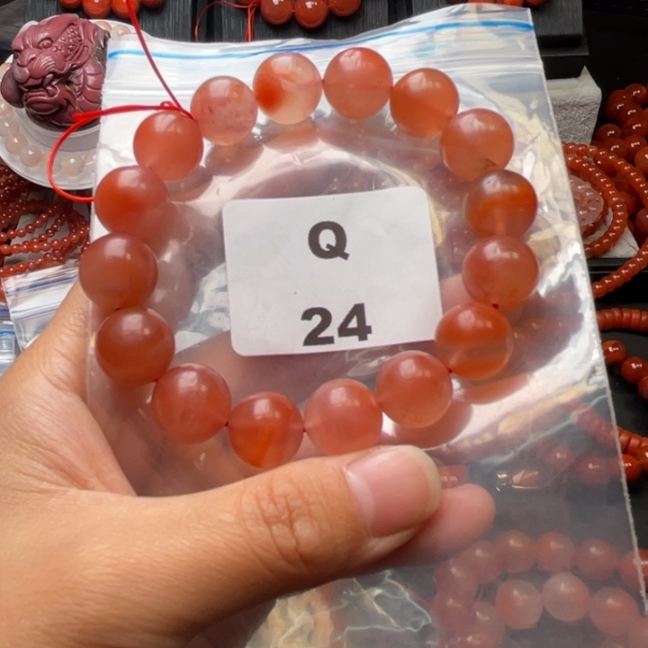 南红玛瑙未镶嵌多样性发货默认微瑕称重13mm