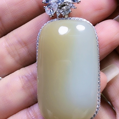 风***觉和田玉银S925镶嵌挂件