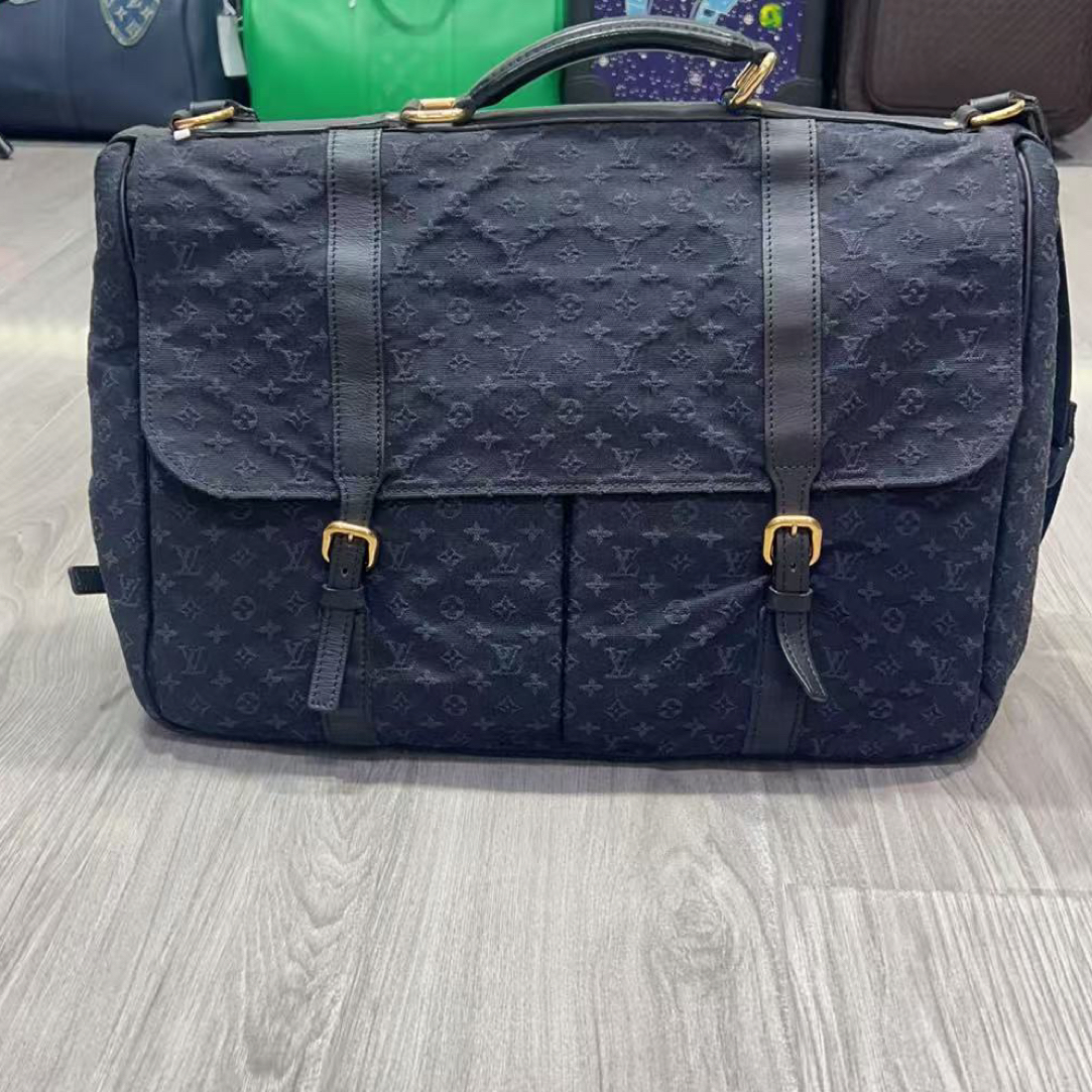 95新 LouisVuitton/路易威登 lv斜挎包        4639