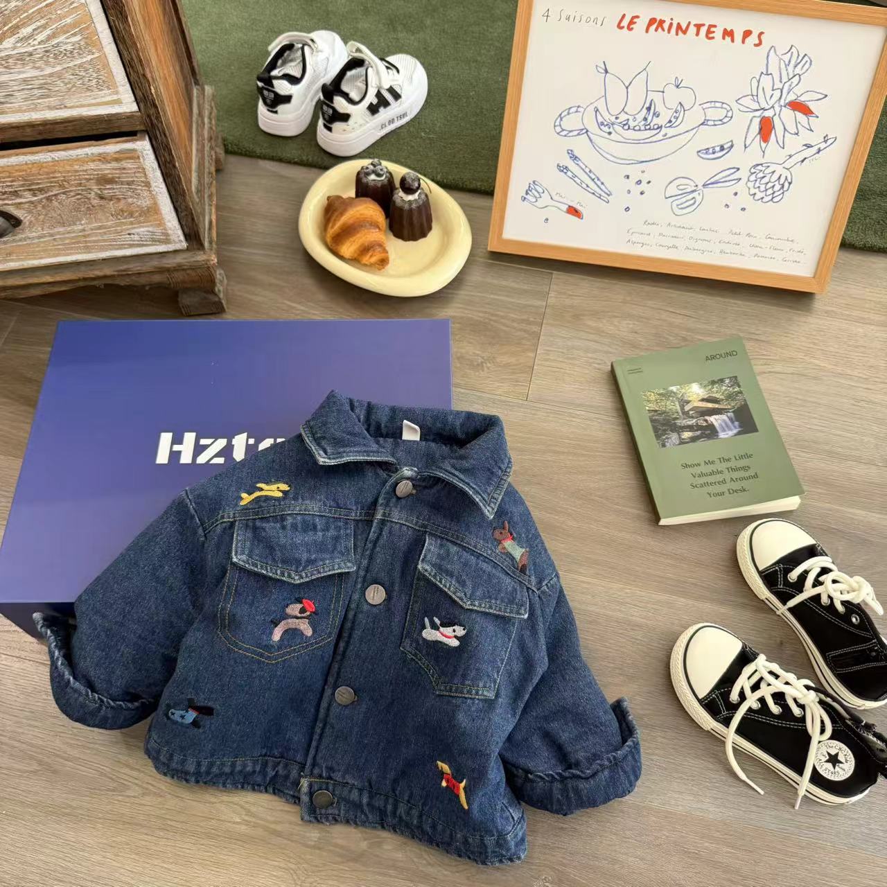 儿童秋冬刺绣小狗加棉牛仔外套H1790