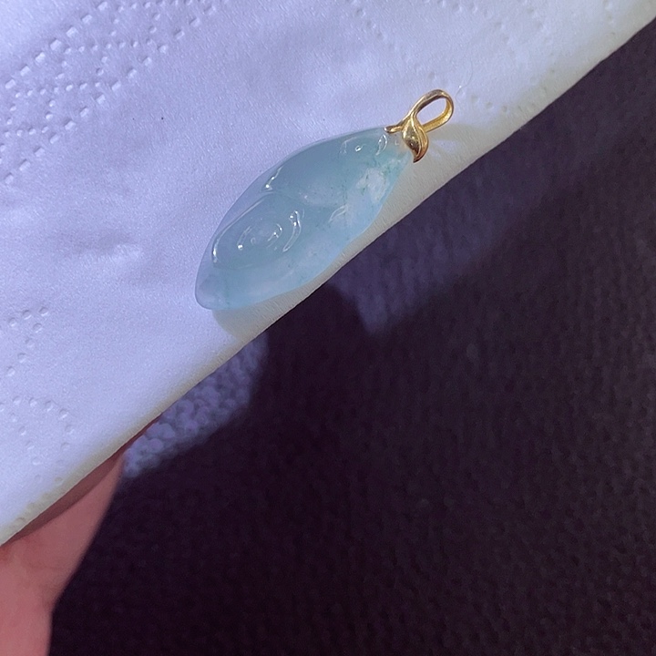 翡翠18K金镶嵌颈饰翡翠