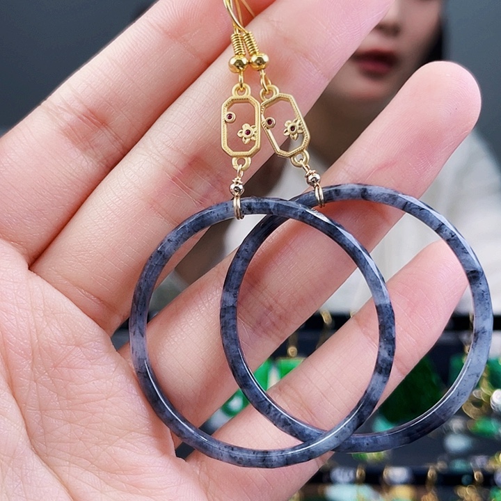 翡翠耳饰未镶嵌饰品