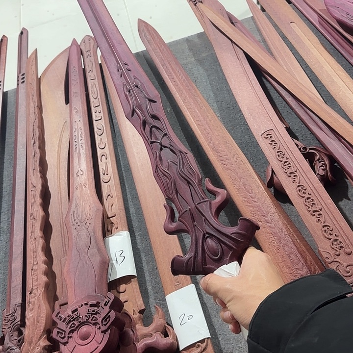 巴***殿紫心苏木（紫罗兰木）