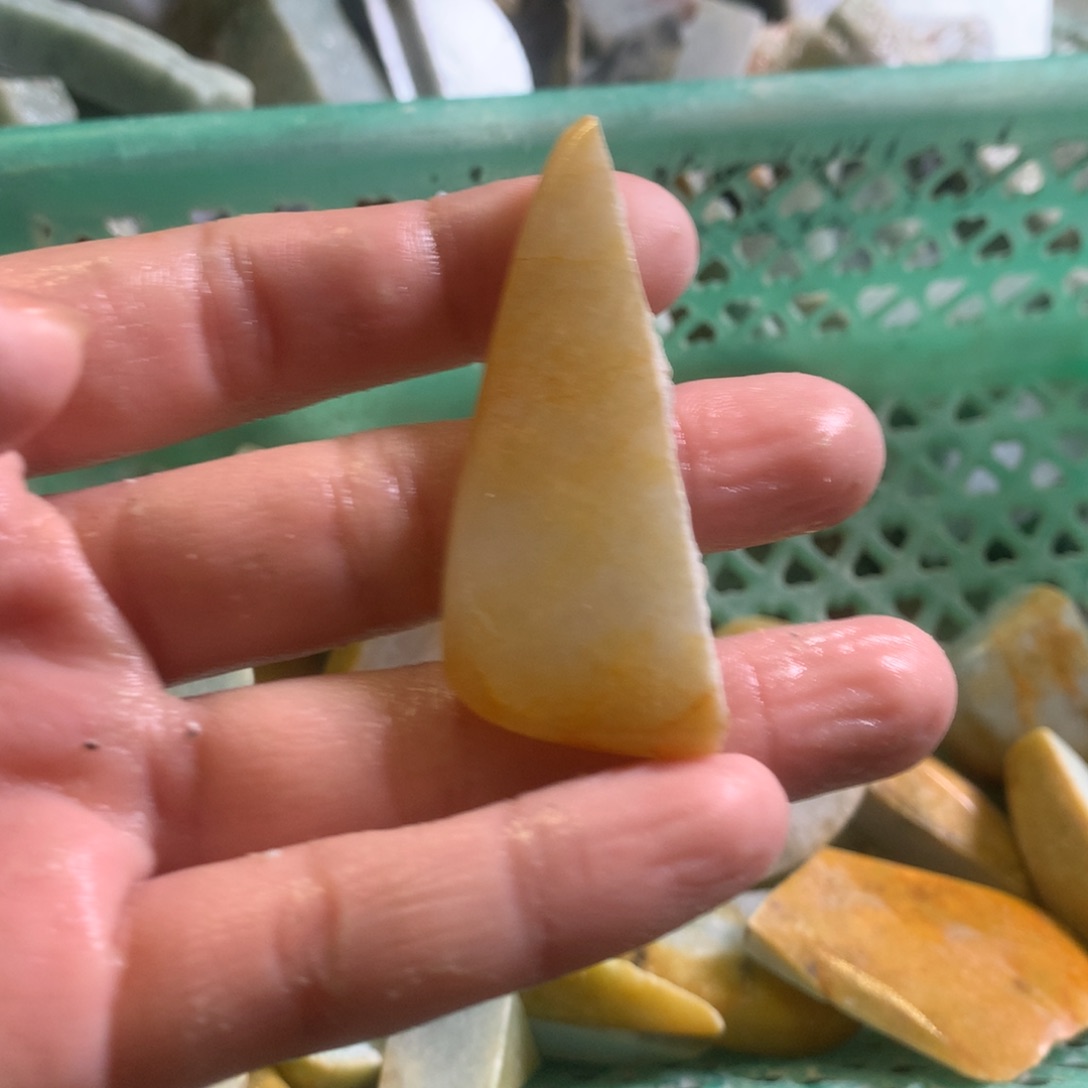 翡翠颈饰未镶嵌缅甸翡翠