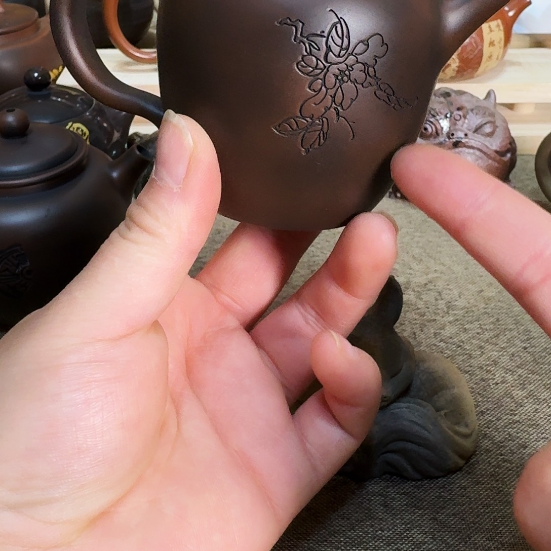 青***卉建水紫陶扁手把小精品