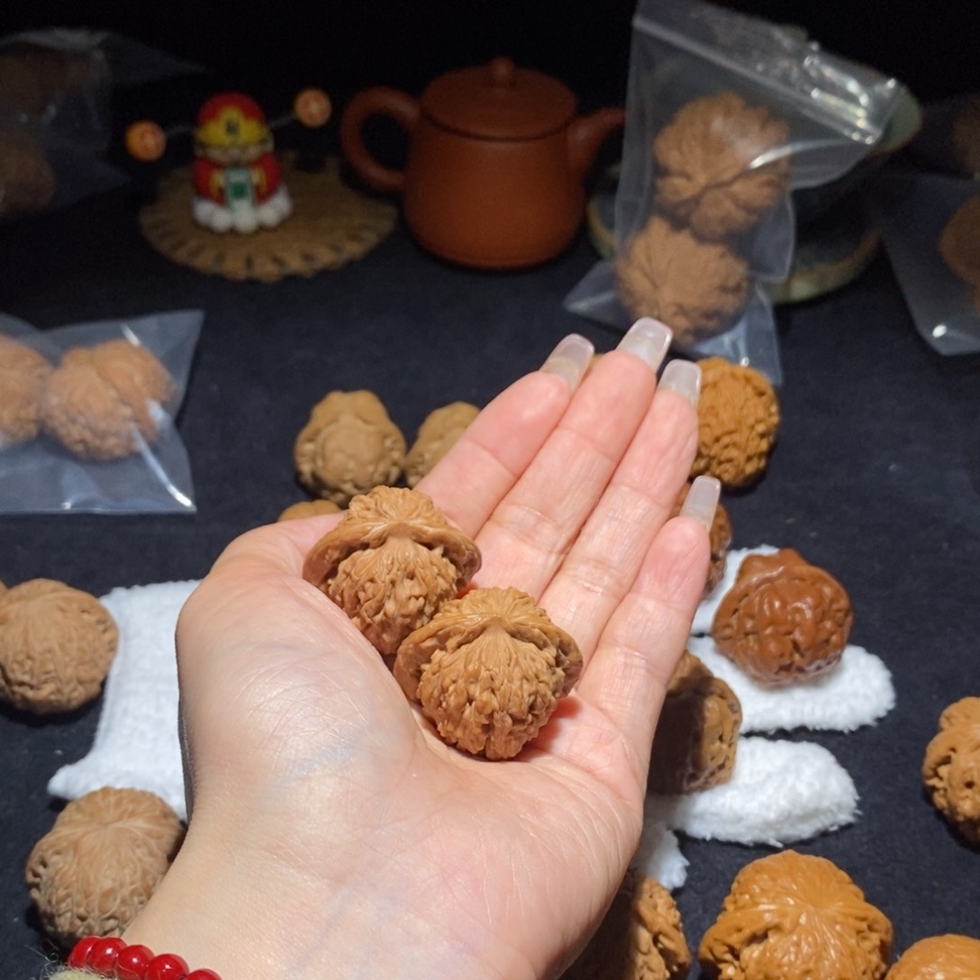 文玩核桃吊坠汉高楼35