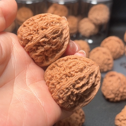 文玩核桃把件?**?南疆37