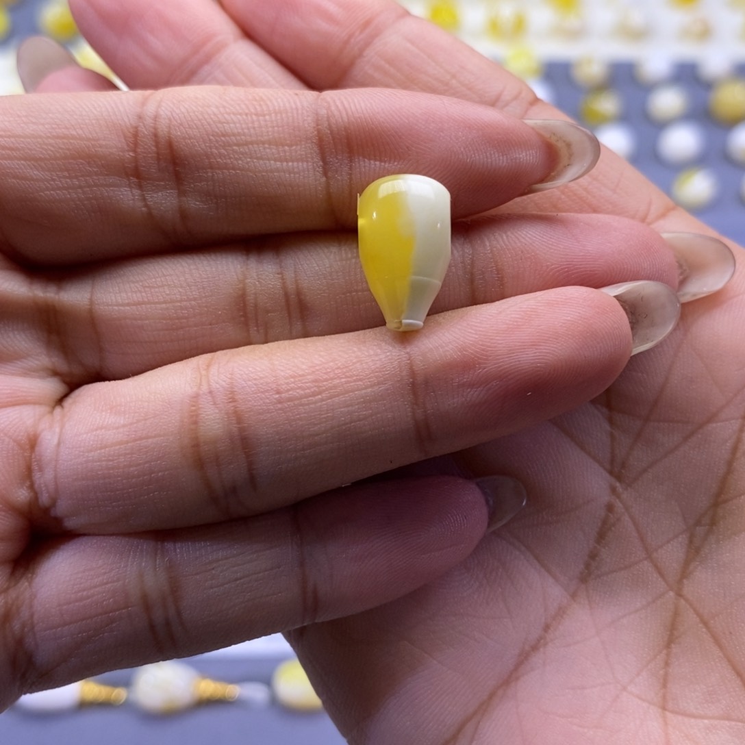 琥珀珠宝奇石未镶嵌阳****姐