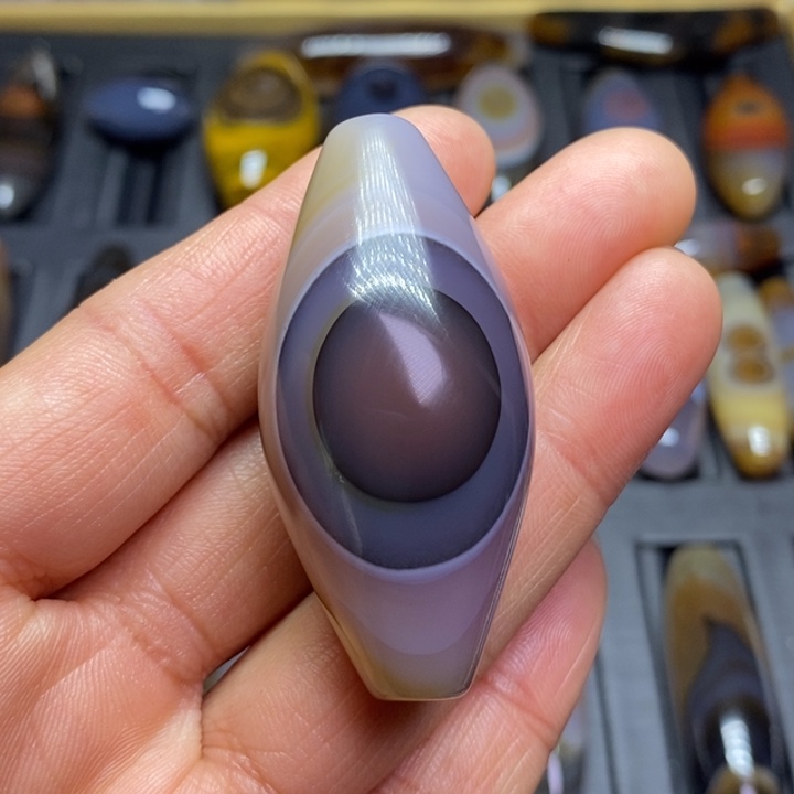 未镶嵌玛瑙/玉髓珠宝奇石肥****点