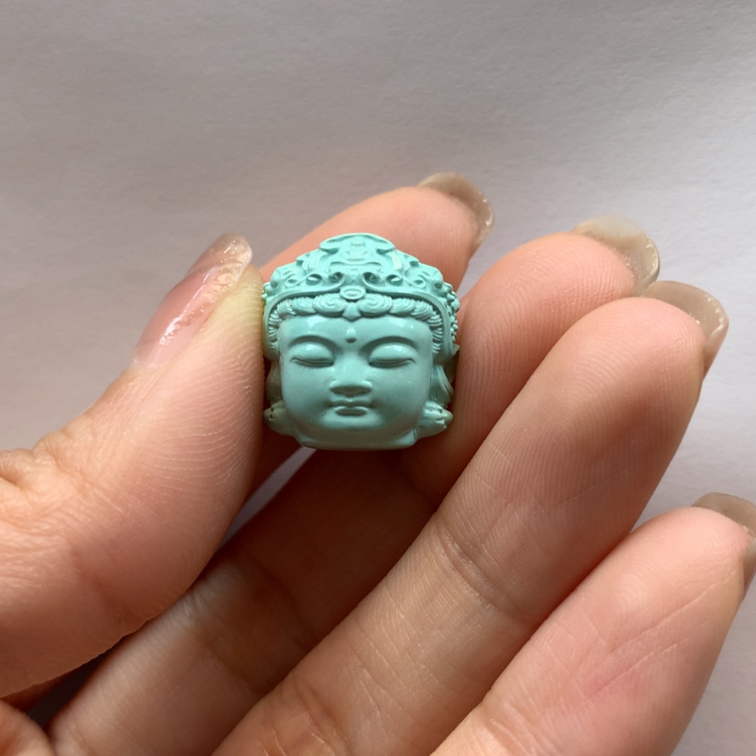 绿松石配饰未镶嵌