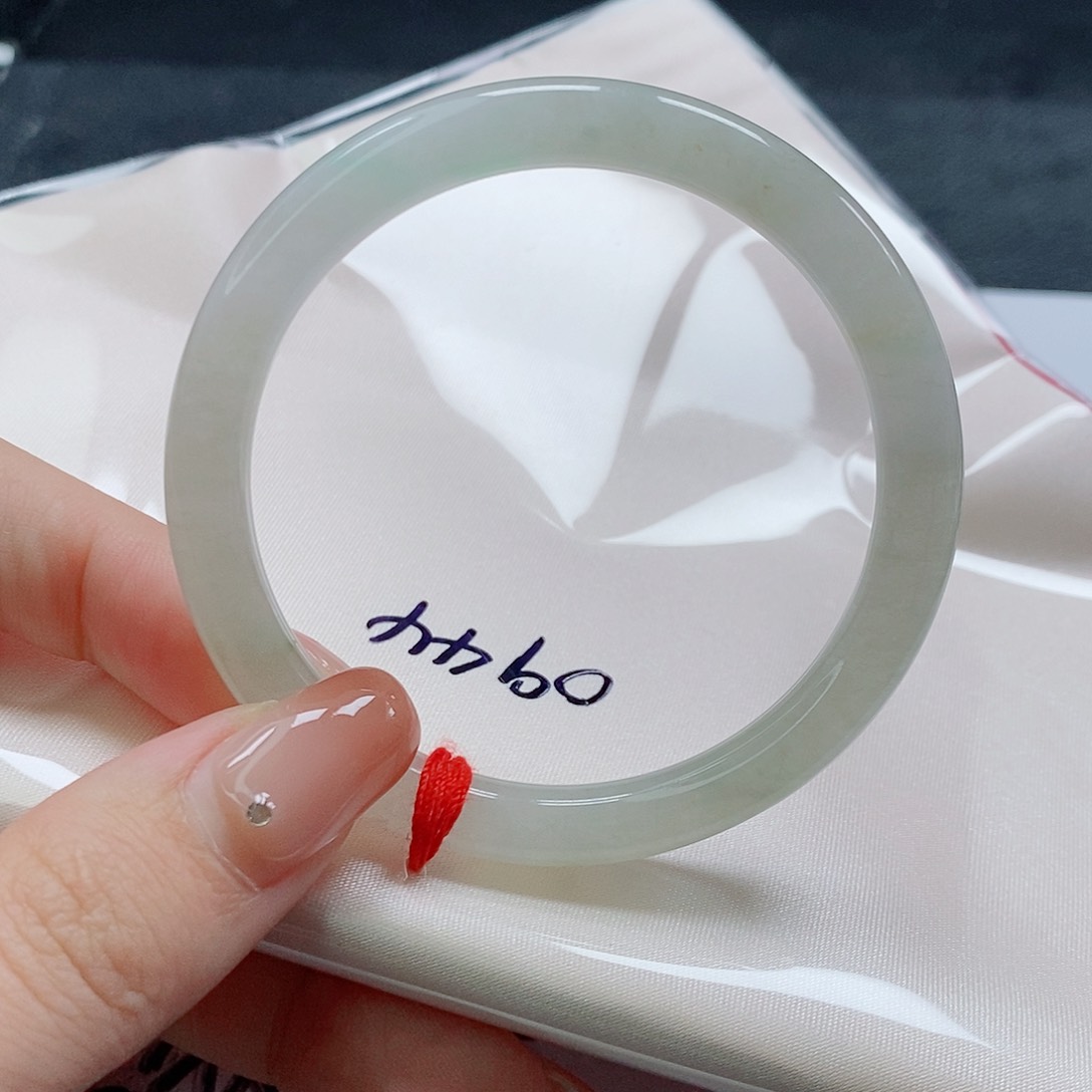 【闪购商品】未镶嵌手镯（圆镯）翡翠455号