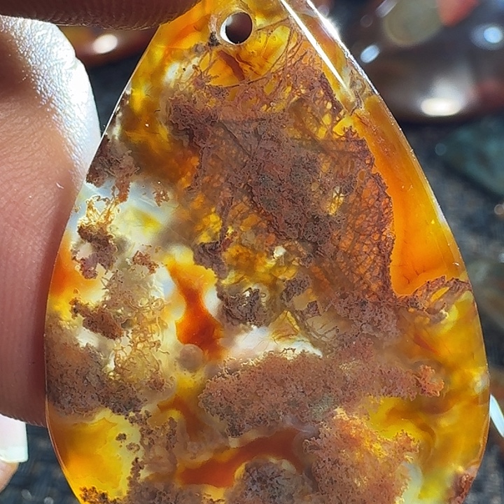 雪***骐玛瑙/玉髓未镶嵌颈饰