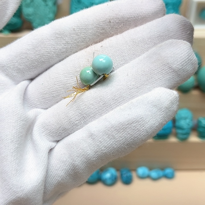 绿松石珠宝未镶嵌