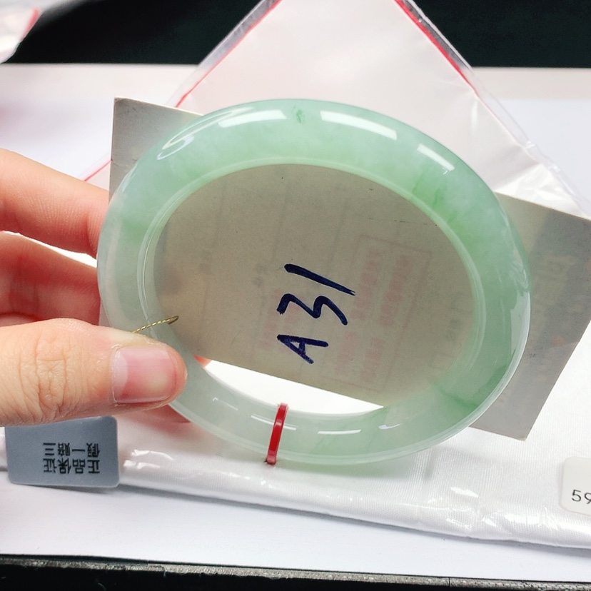 【闪购商品】翡翠手镯（圆镯）未镶嵌天然缅甸a货手镯59
