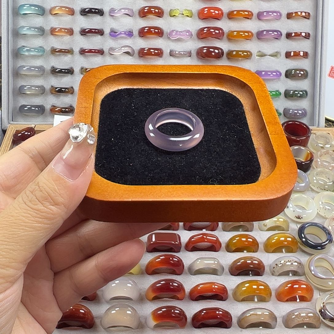 玛瑙/玉髓未镶嵌戒指A4不退换19港30+