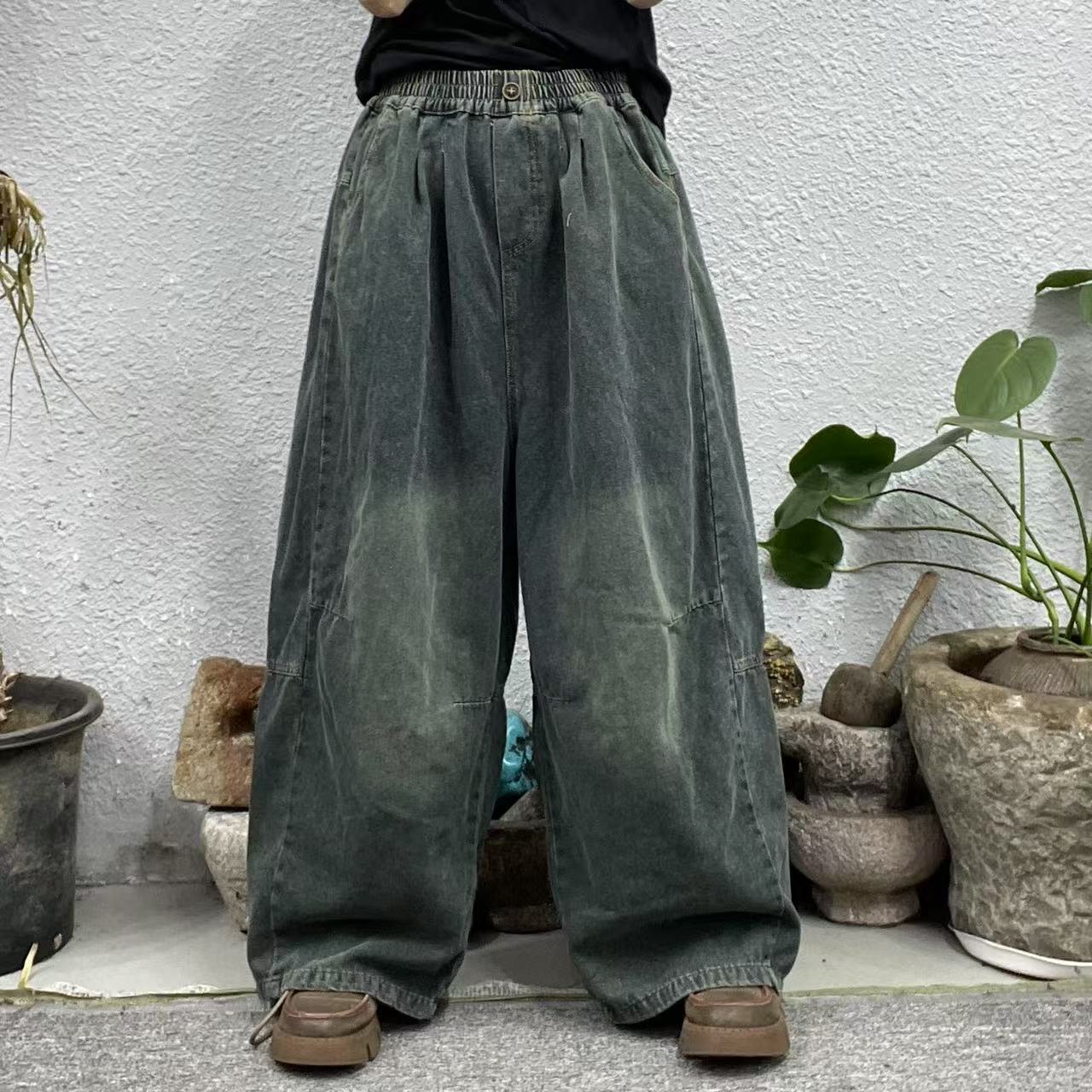 25912复古蓝裤腰纽扣膝盖不对称横线炒色牛仔裤长99臀围130脚口62