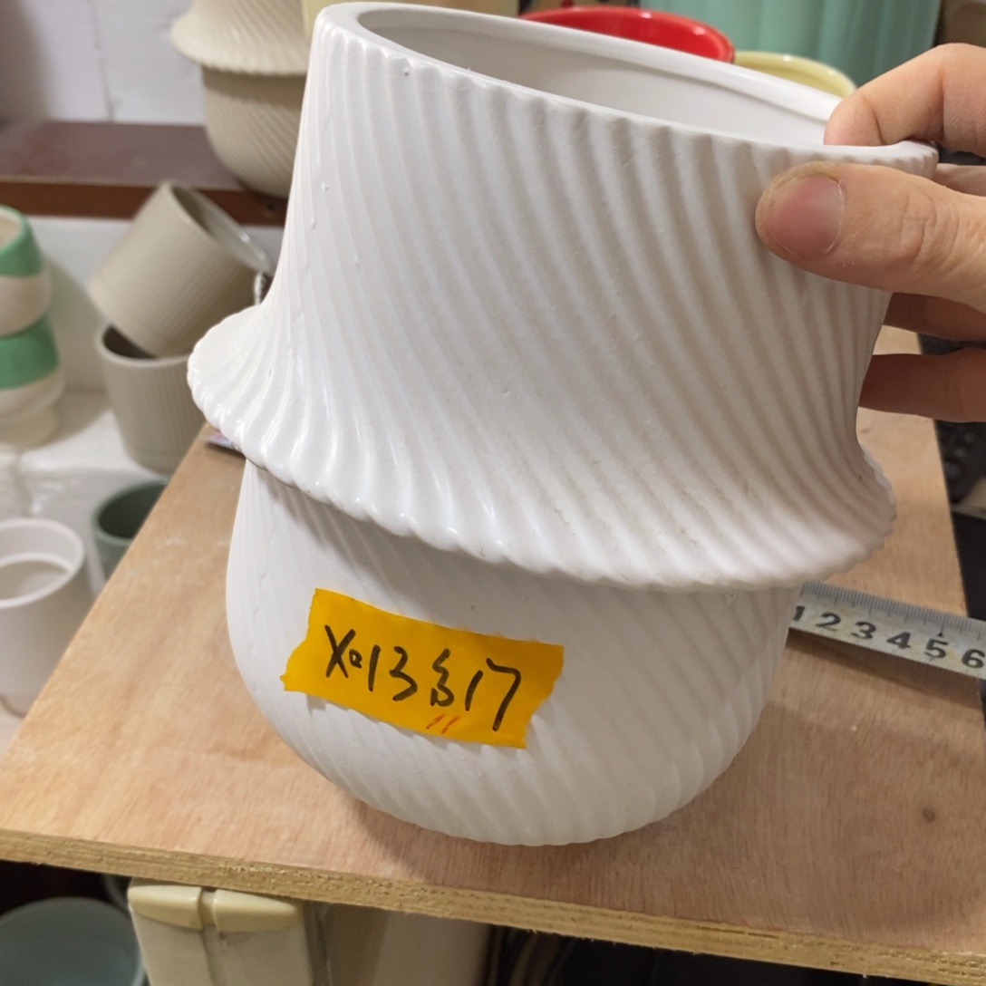 杯子陶陶盆有孔 瑕疵介意勿拍