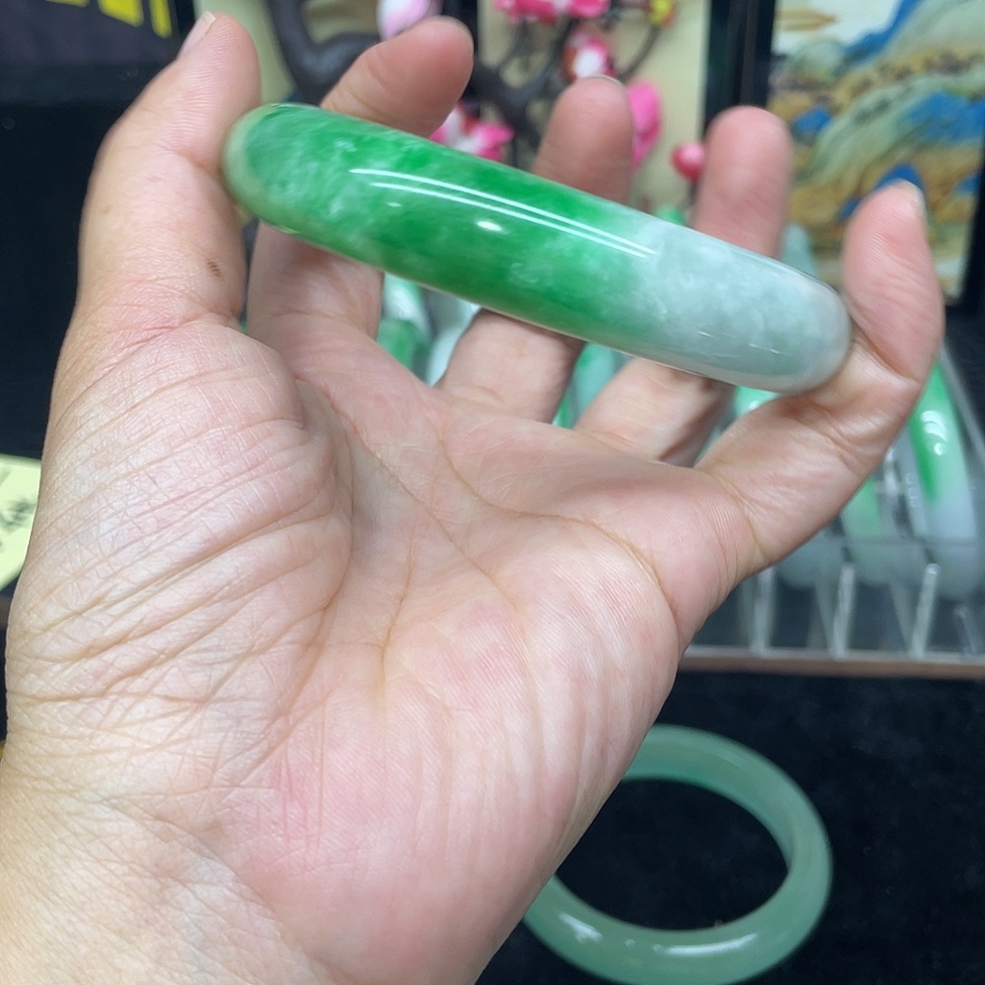 以图为准云主播001