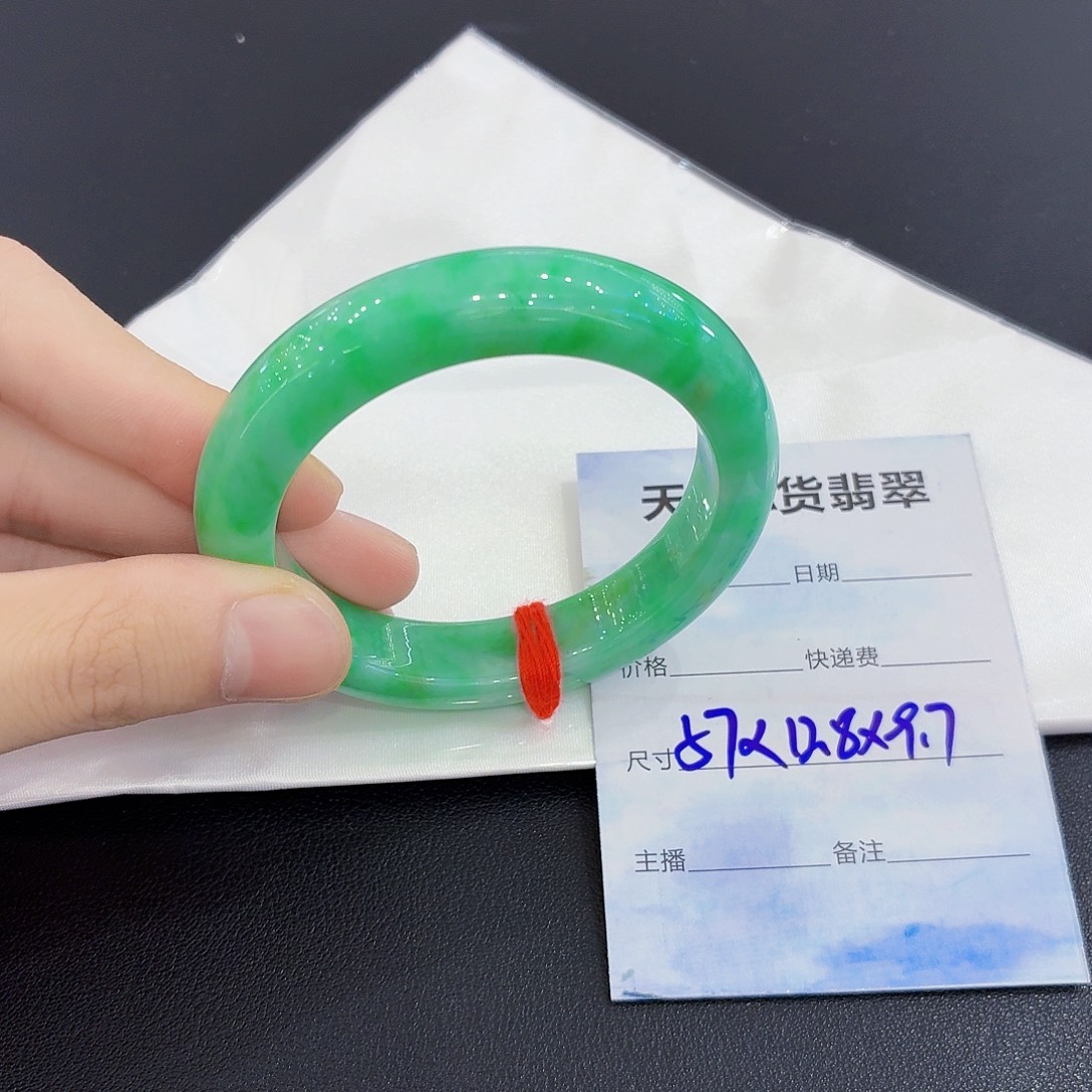 翡翠未镶嵌手镯翡翠手镯