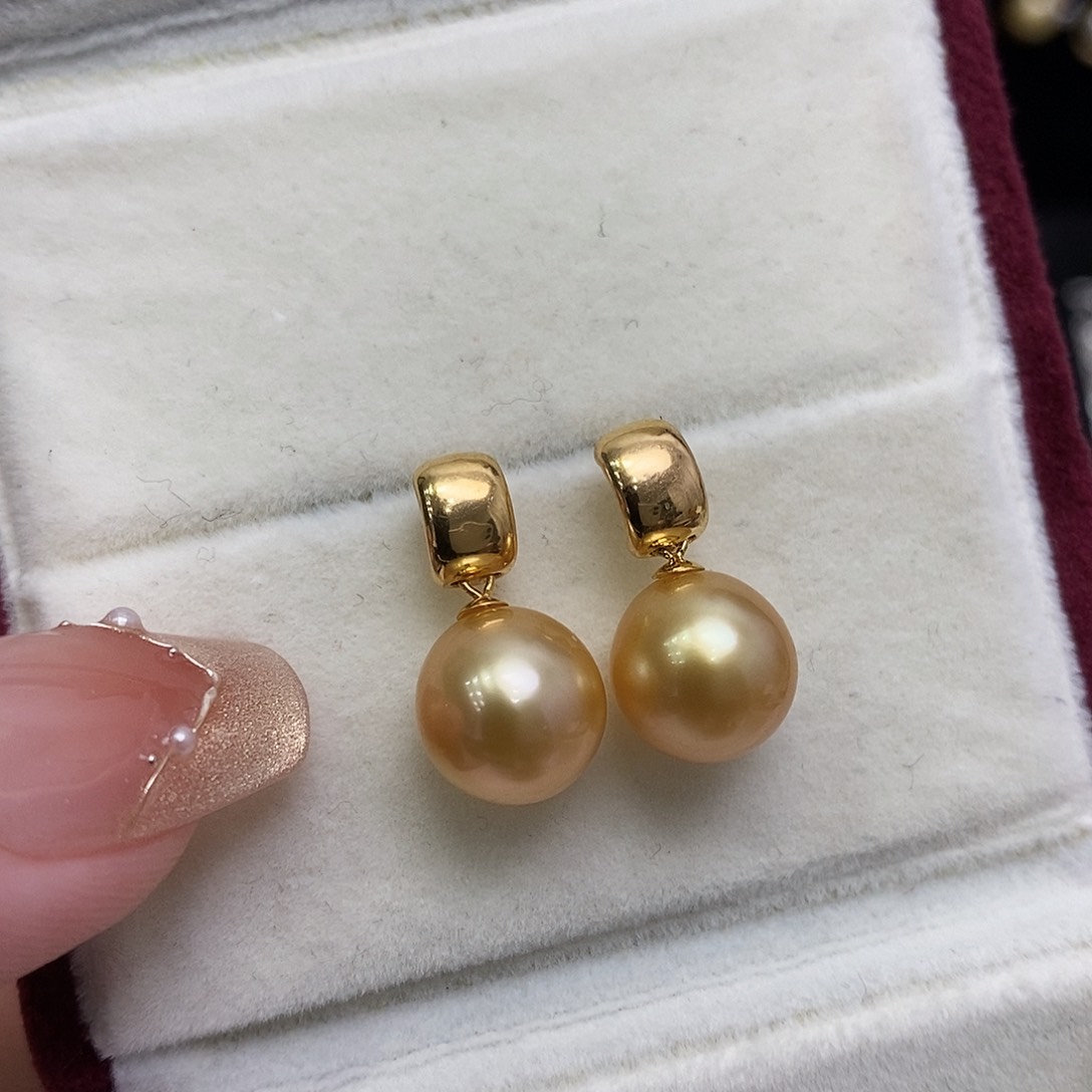 海水珍珠颈饰18K金镶嵌超浓金10-11m m