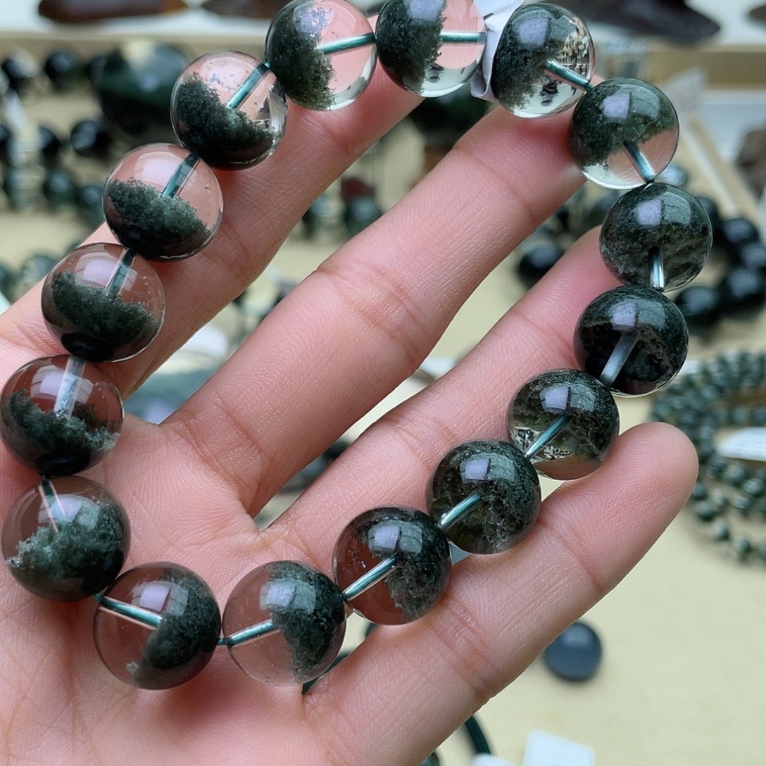 水晶手链未镶嵌陈****?