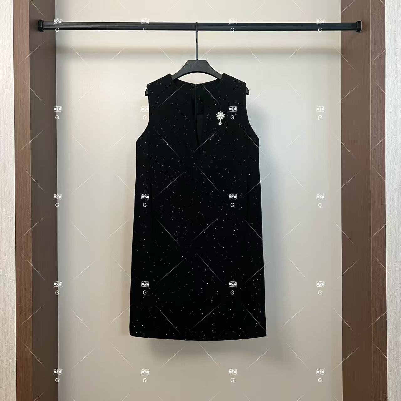 【齐】不褪色复古风显瘦默认款式连衣裙女装轻奢秋冬时尚 H-1385
