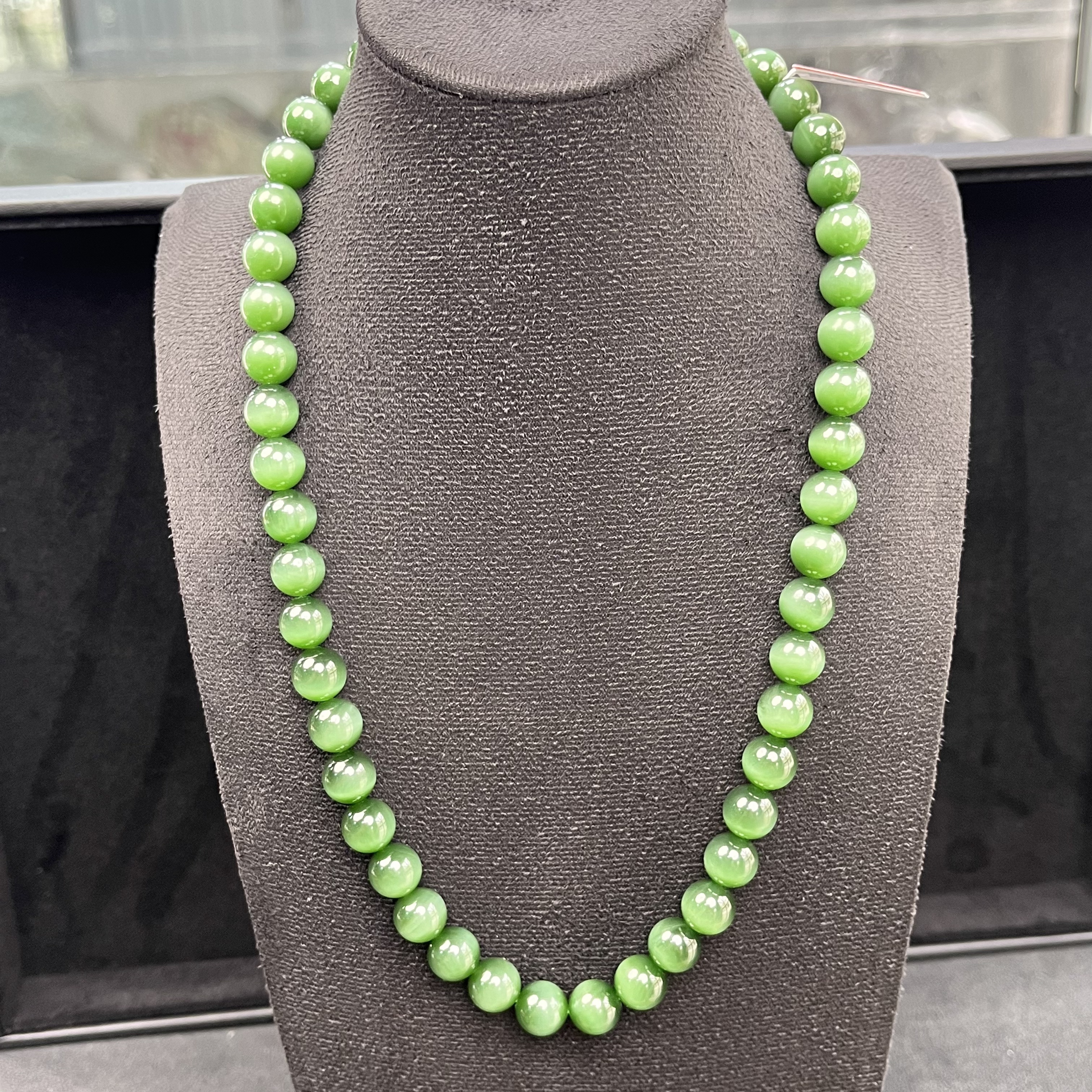 【绿猫猫眼一线天】和田玉碧玉俄料卡10左右妈妈链