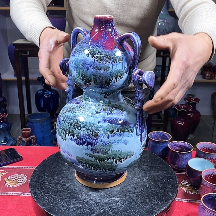 瓶中国神垕精品钧瓷