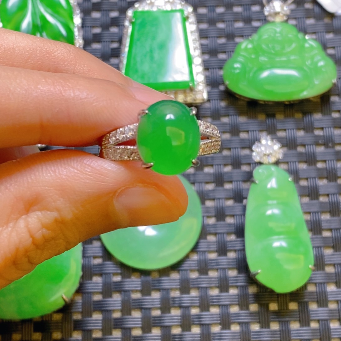 翡翠戒指银S925镶嵌戒指