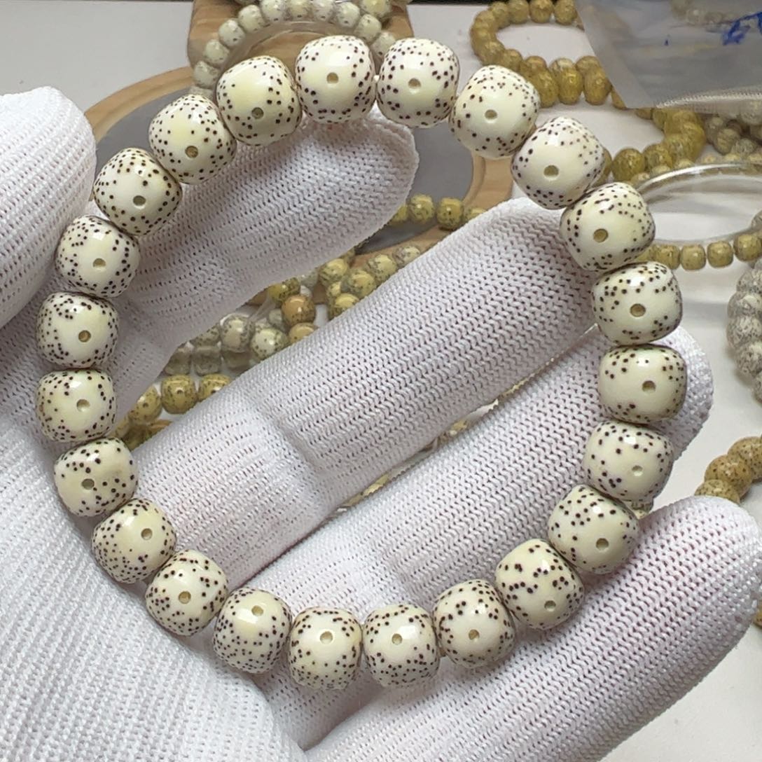 星月菩提吊坠星月菩提