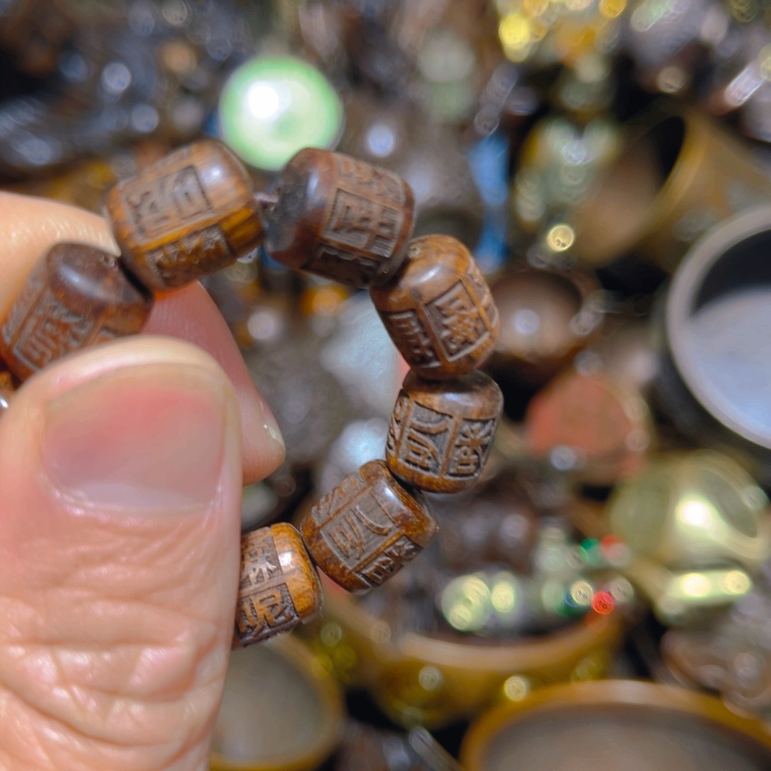 铜铜的小脸蛋也太可爱了