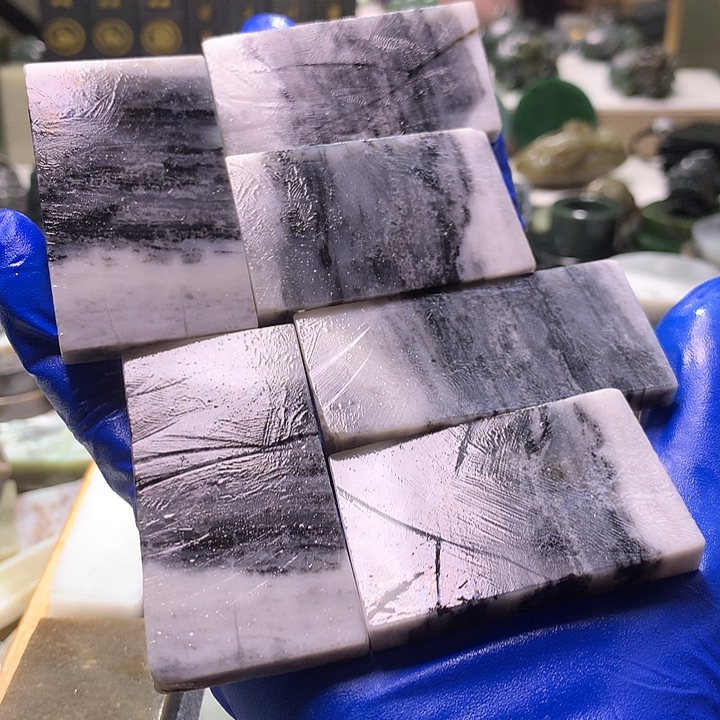 尚***修和田玉未镶嵌珠宝半成品