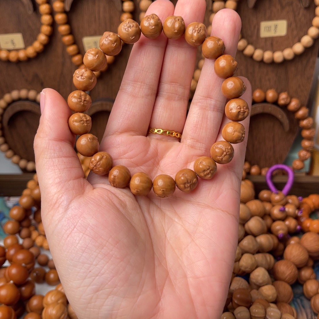 香***梵吊坠猴头核桃人生百态