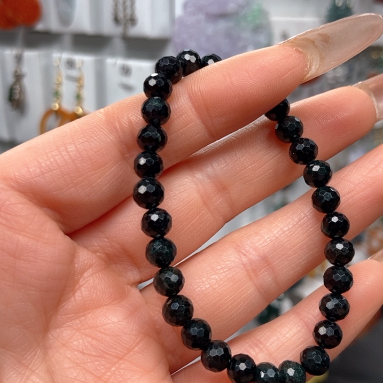 【闪购商品】翡翠耳饰未镶嵌手串