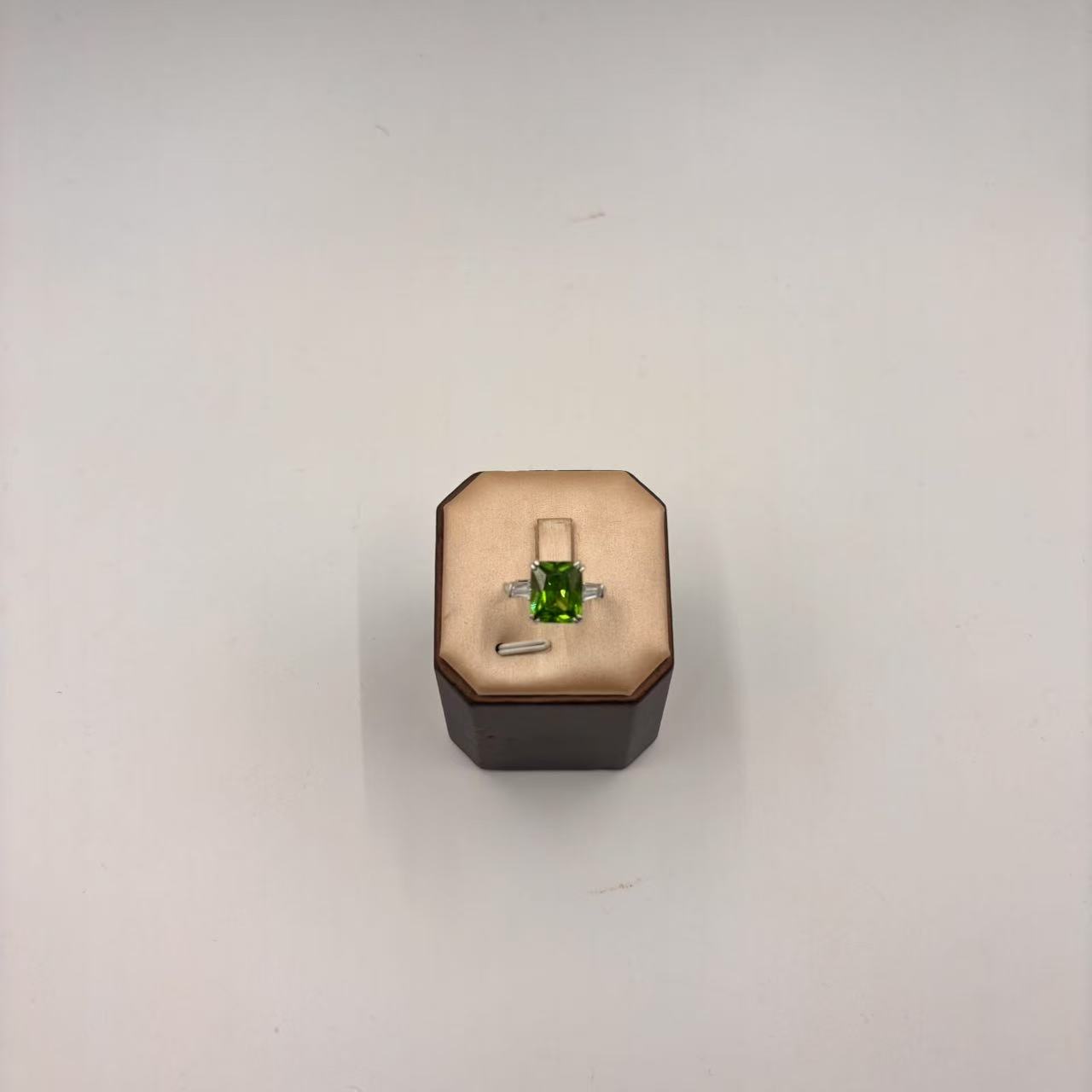 [粉丝专属]高奢臻品绿色幻影戒指 XKZF64