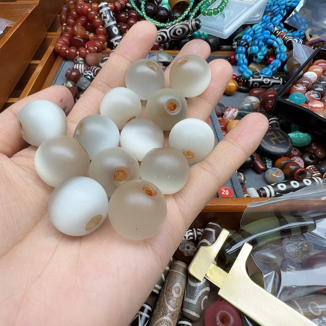 爱***苏玛瑙/玉髓未镶嵌珠宝半成品多送一个