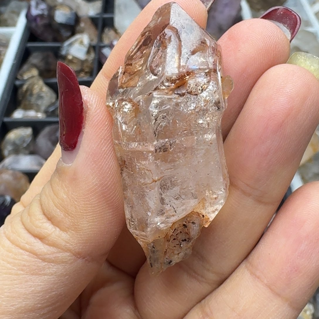 石材红泥骸骨原石