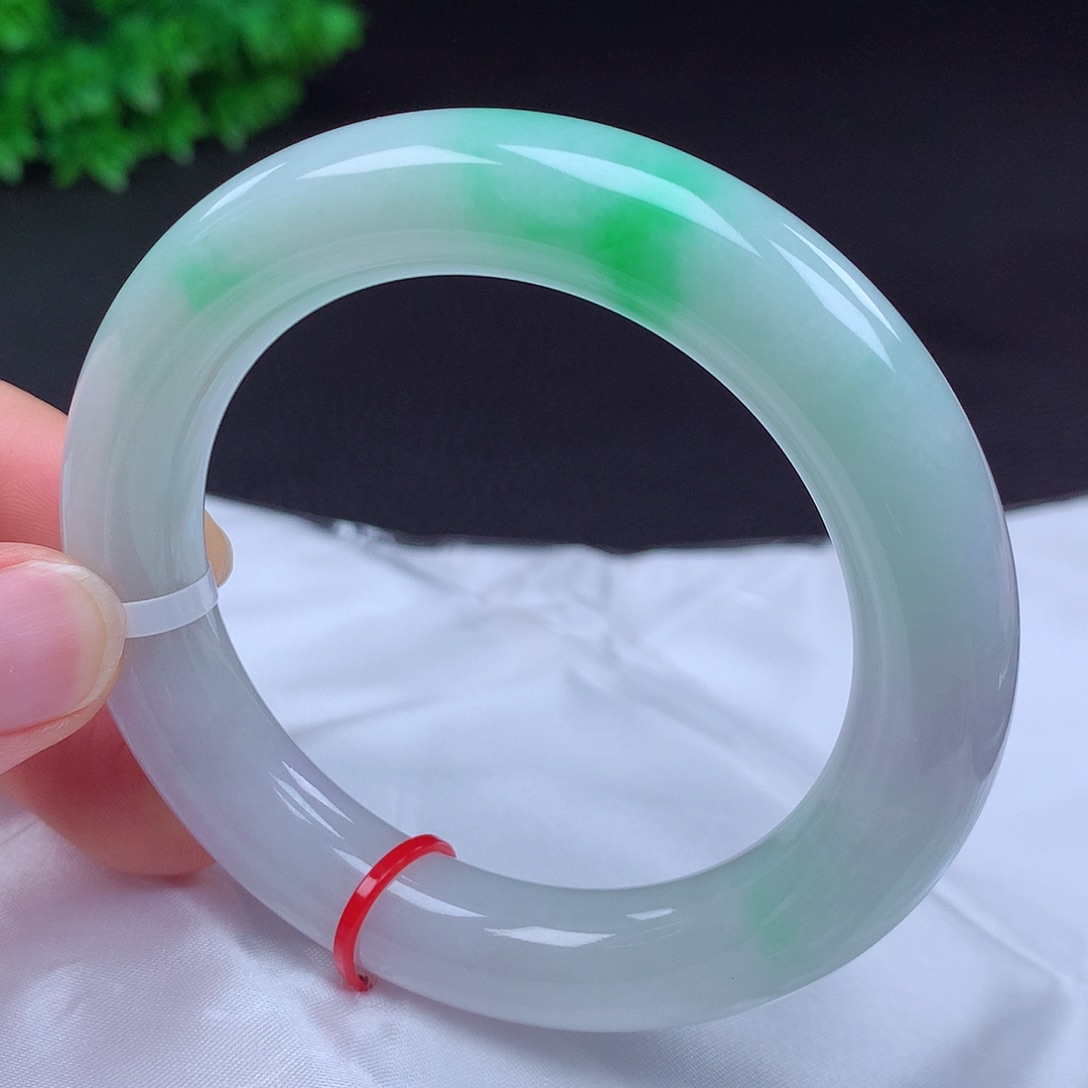 翡翠未镶嵌手镯55圈681001