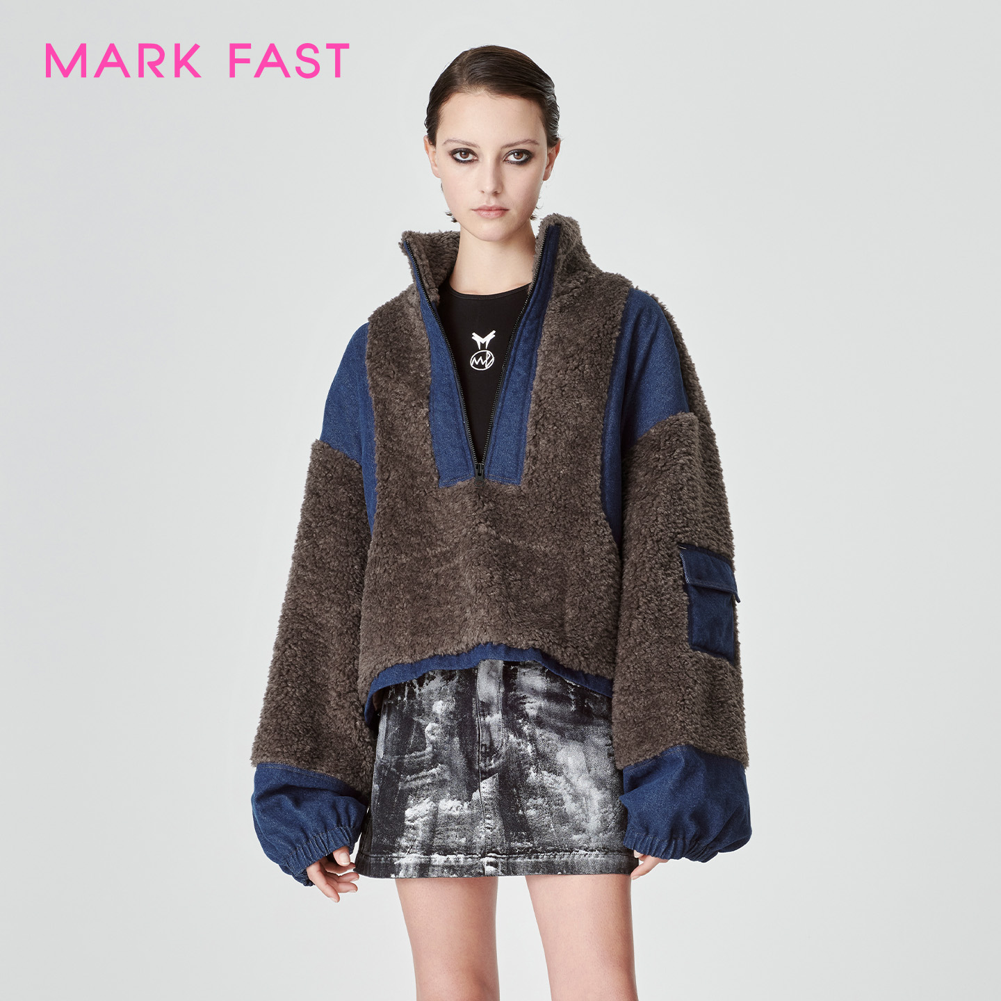 MARKFAST设计师品牌冬棕色牛仔拼接半筒拉链外套女M1DHW90050