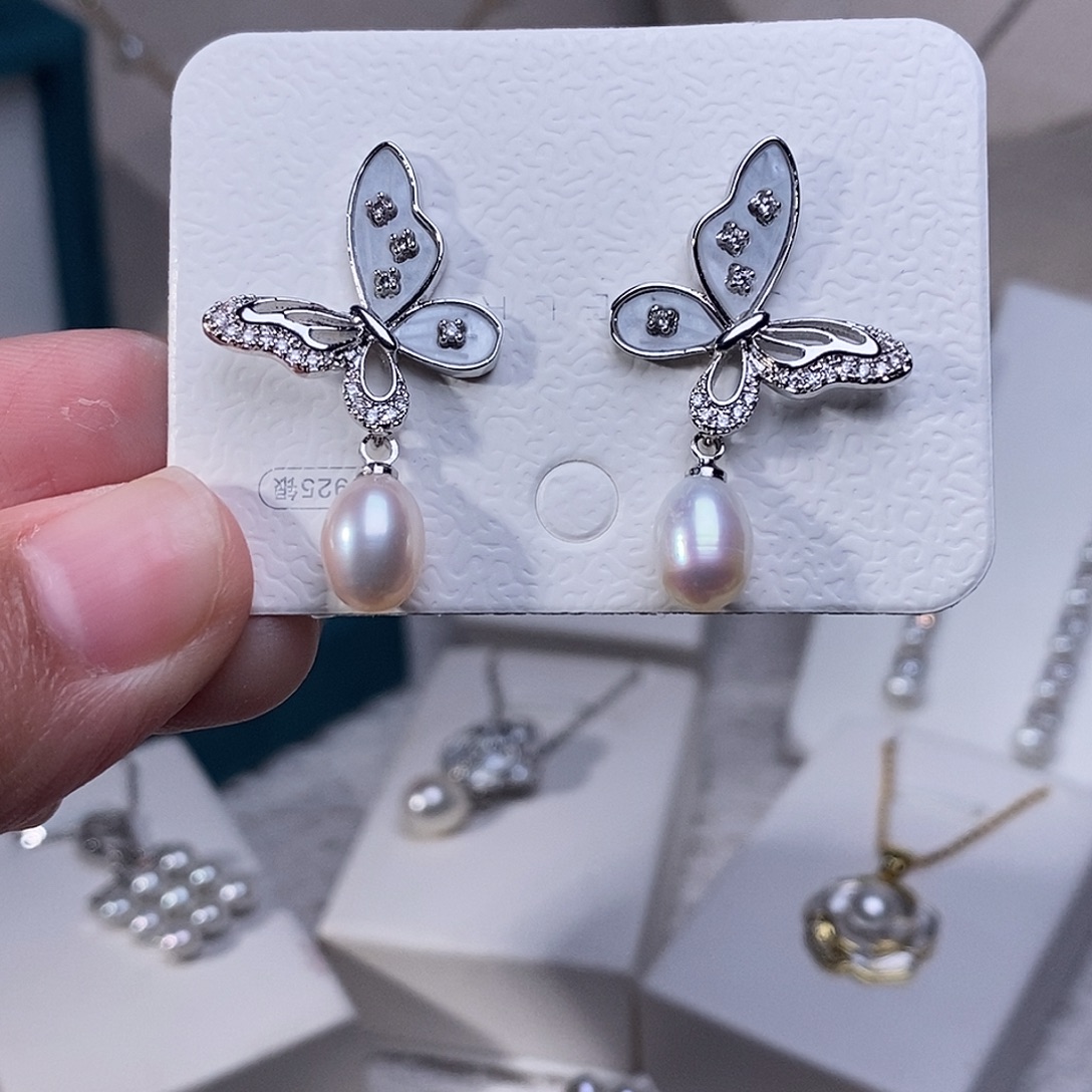 银S925镶嵌淡水珍珠耳饰