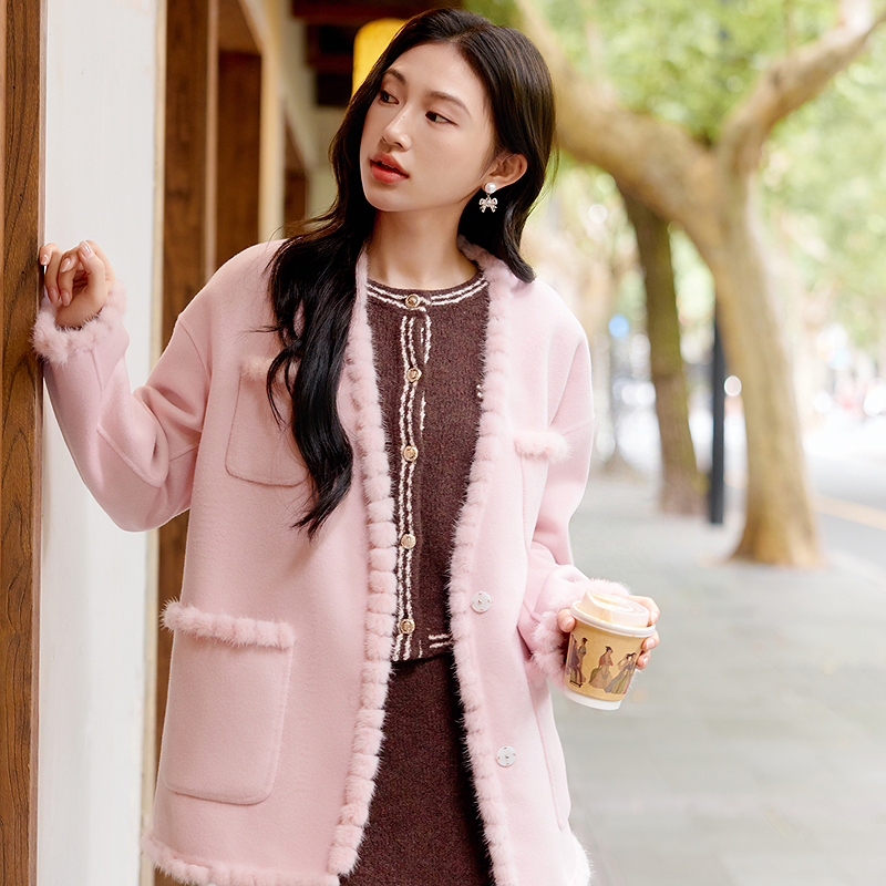 【轻暖双面呢】一手长V领大衣俏皮保暖DOUBLOVE贝爱2025冬季新款