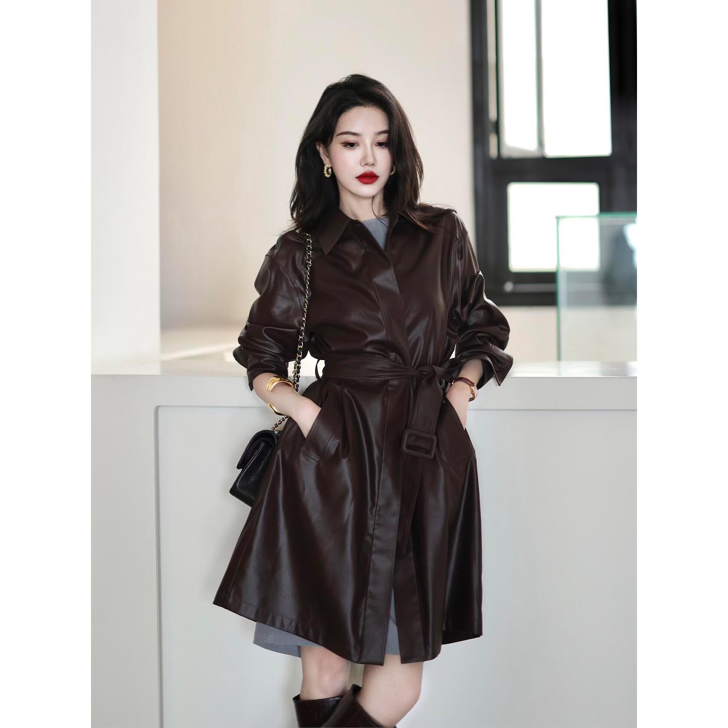 今年流行漂亮2025年秋美式复古风气质棕色皮衣外套小个子时尚夹克