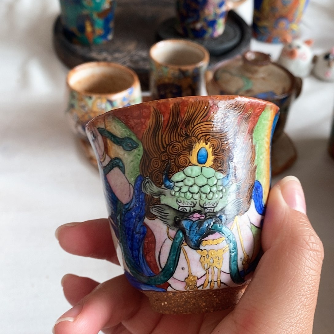 手工手绘大鹏鸟茶杯