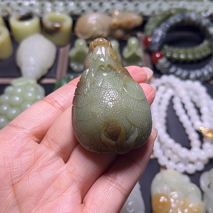 未镶嵌和田玉挂件